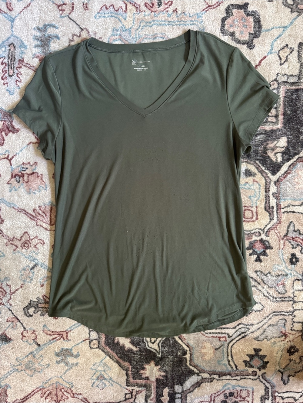 No Boundaries Olive Green V-Neck Short Sleeve Tee